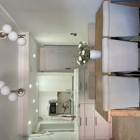 Pass The Keys 2 Bed Flat With Access To Beach Center Apartment