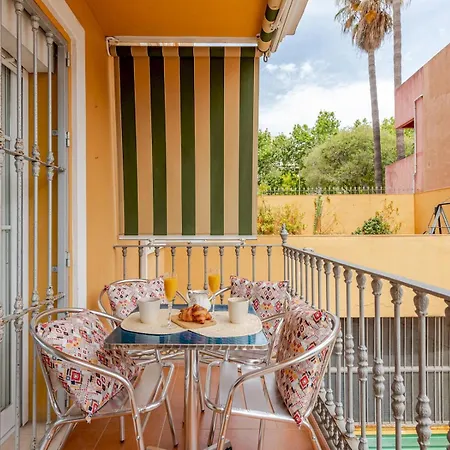 Pass The Keys 2 Bed Flat With Access To Beach Center
