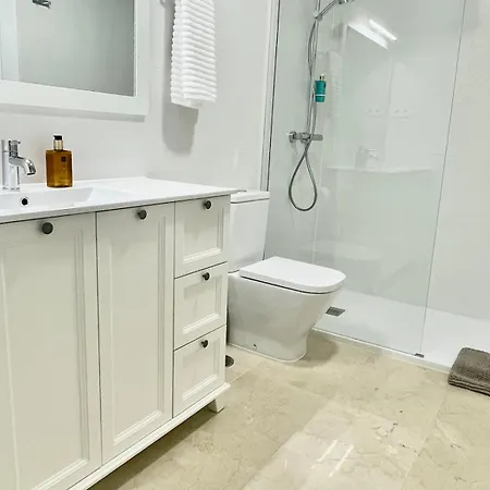 Apartment Pass The Keys 2 Bed Flat With Access To Beach Center Marbella
